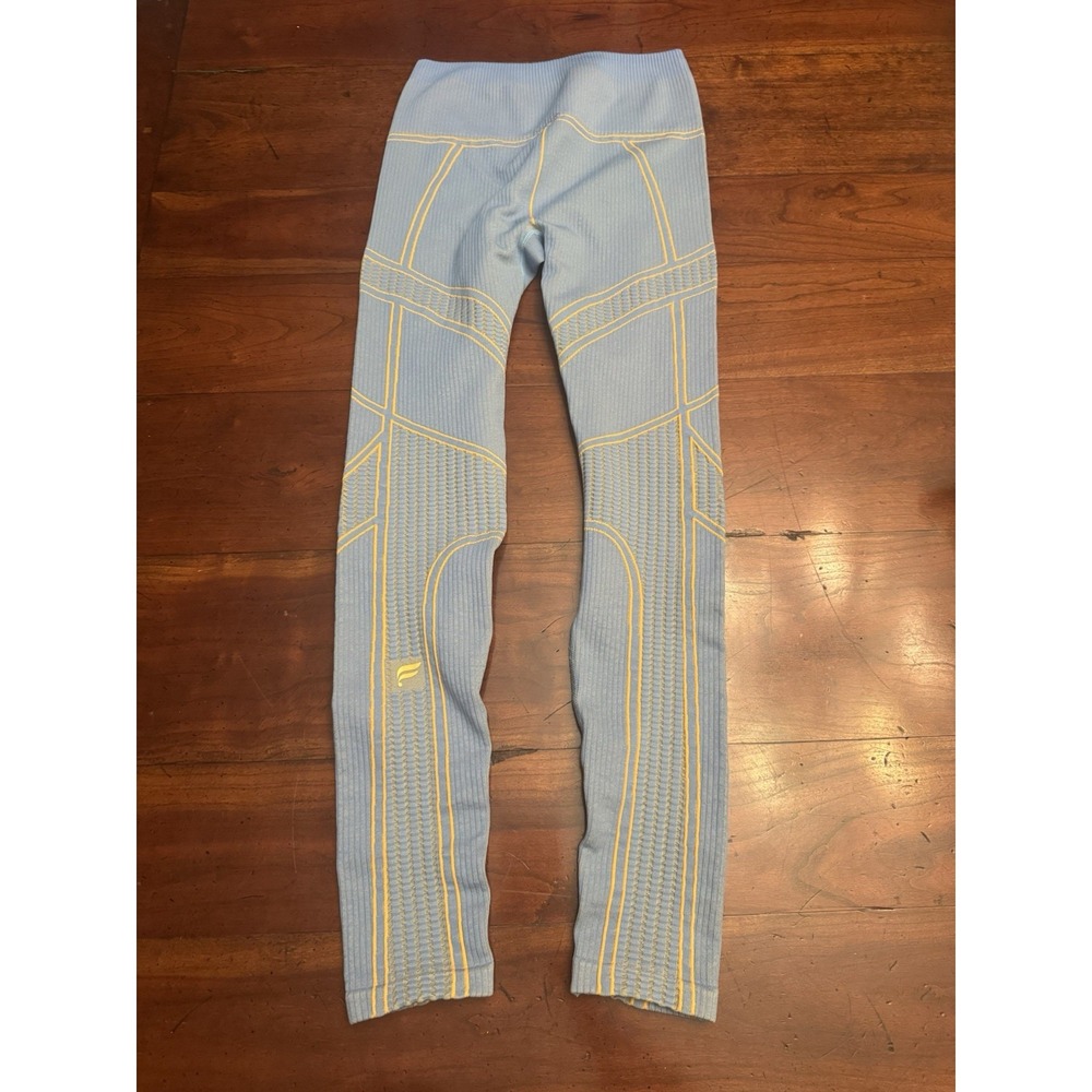 Fabletics Seamless High-Waisted Compressive Legging I Love Blue/Golden Ray Small